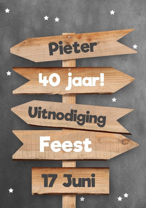 Uitnodiging houten wegwijzer en krijtbord Voorkant